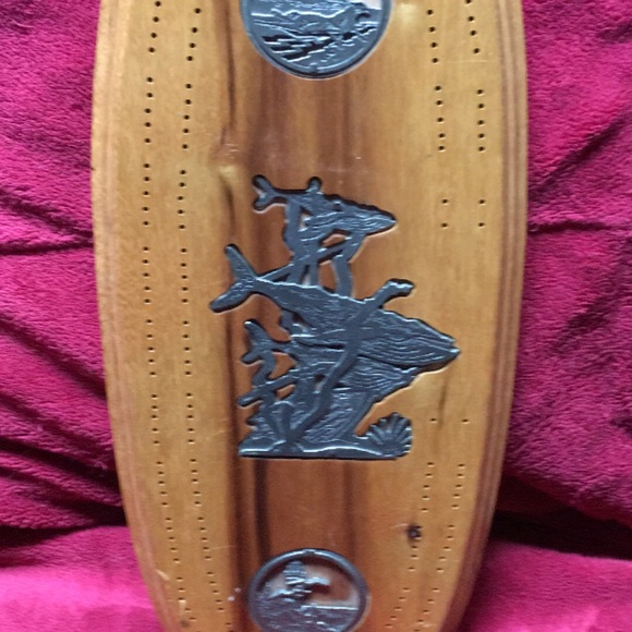 Custom made wooden and pewter inlay cribbage board - Picture 2 of 6
